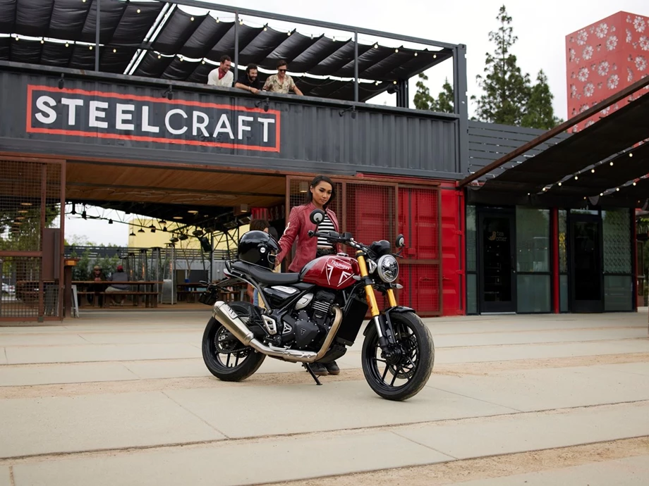 Saisonstart bei TRIUMPH Gera Bild 2: Saisonstart bei TRIUMPH Gera