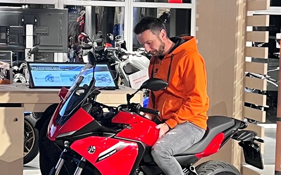 KURVENTRAINING auf der Straße - Bild 3