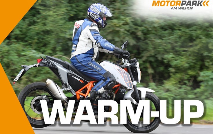 Motorrad Warm-up-Training