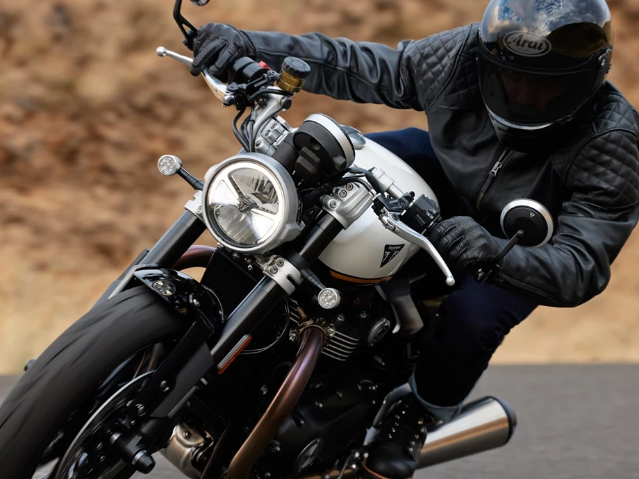 TRIUMPH Gera - Die Neuen sind da! Bild 5: TRIUMPH Gera - Die Neuen sind da!