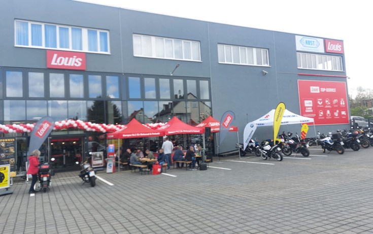 Motorrad Louis Wiedereröffnung Kassel