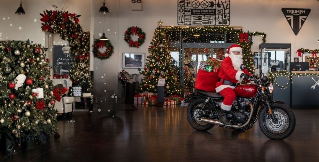 🎅 Nikolaustag bei Triumph Augsburg – Glühwein, Winterflair & Sale 🎄