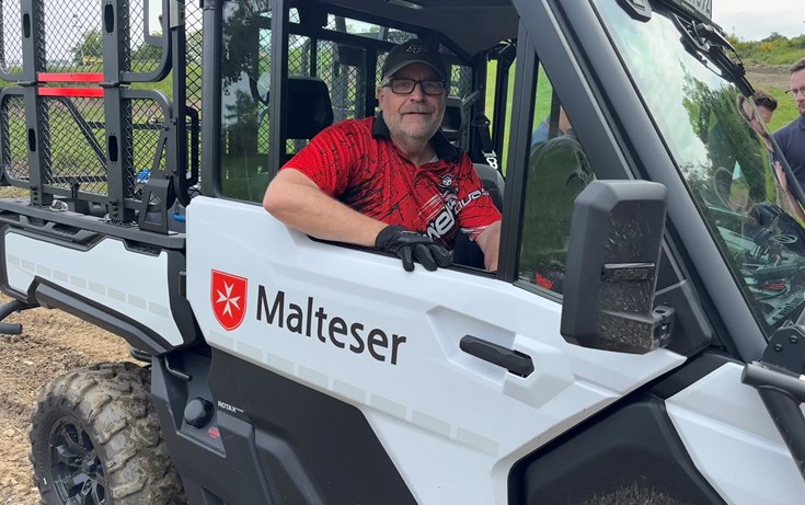 Fahrer Einweisung Malteser mit Can -Am Traxter 