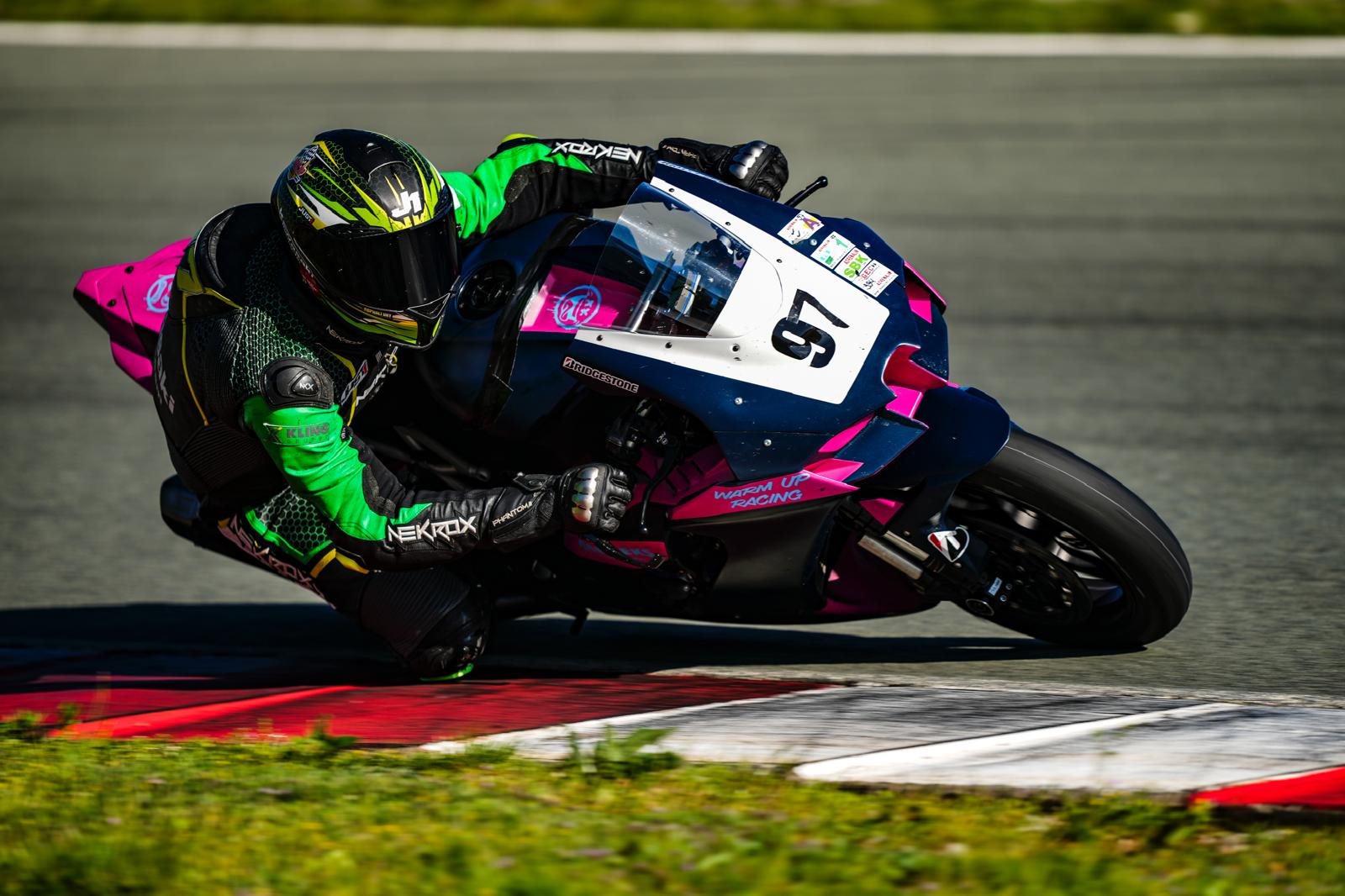 Rennstrecken Training mit Triple MMM Oschersleben