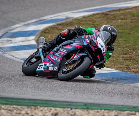 Motorrad Termin Rennstrecken Training mit Triple MMM Most
