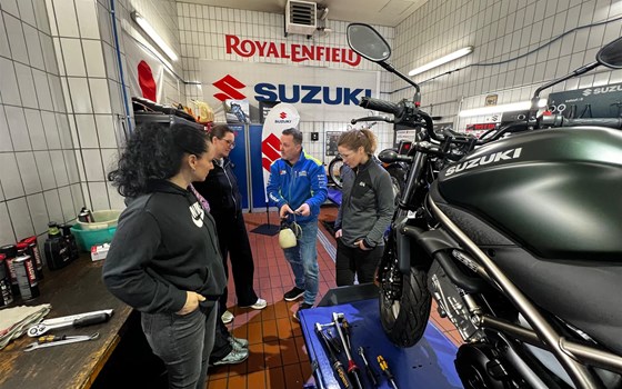  Basic Schrauber-Workshop für Bikerinnen - Bild 7