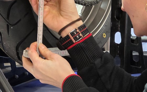  Basic Schrauber-Workshop für Bikerinnen - Bild 3