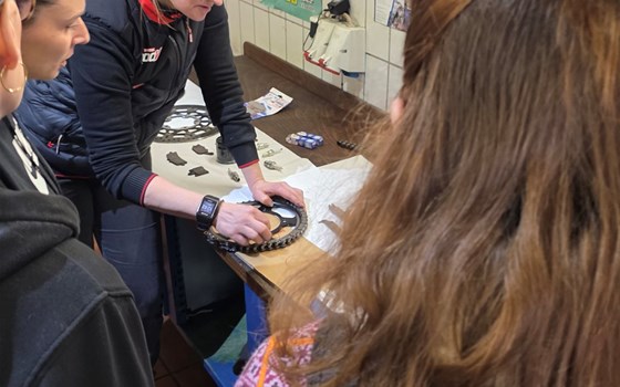  Basic Schrauber-Workshop für Bikerinnen - Bild 6