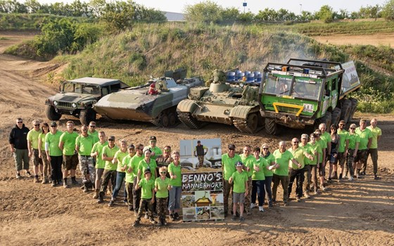 Männertagstour „Helm auf - Sorgen runter“ - Bild 1