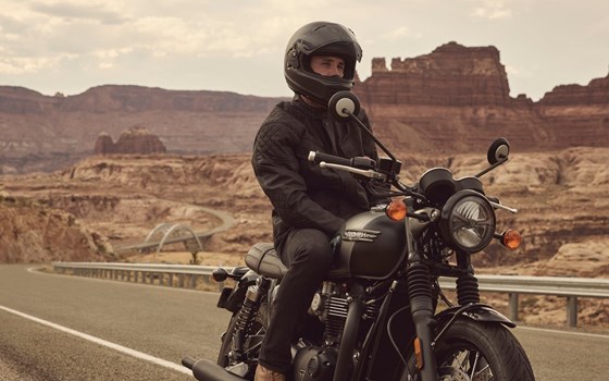 Saisonstart bei TRIUMPH Gera 🏍️💨 - Bild 6