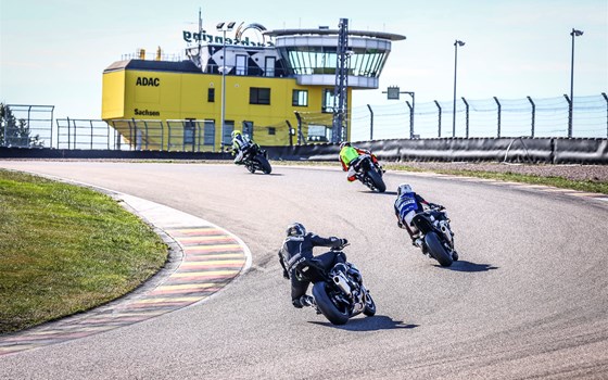Sachsenring: Sportfahrertraining - Bild 3