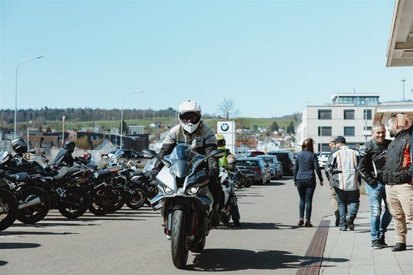 BMW Motorrad Roadtest in Samstagern (Ibergeregg)