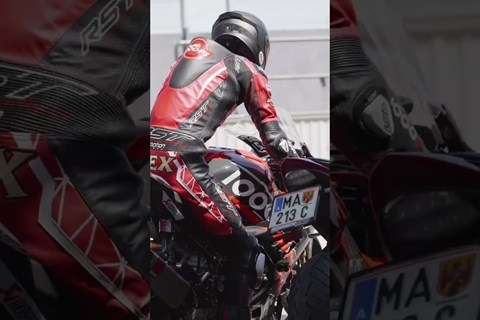 Nächstes Jahr wird wieder ordenlich Gas gegeben ! 😎 #shorts #motorcycle