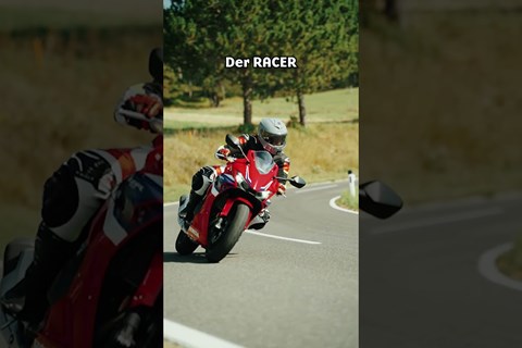 Welche A2-Honda gefällt euch besser? #honda #500cc #cb500hornet #cbr500r #nx500