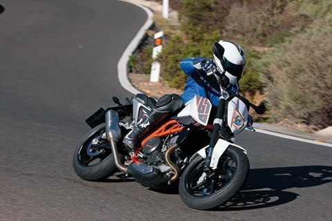 KTM 690 Duke - Test in den Alpen