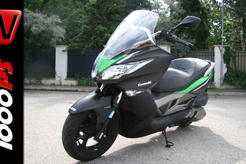 2015 | Kawasaki J300 Test | 300er Roller Testserie