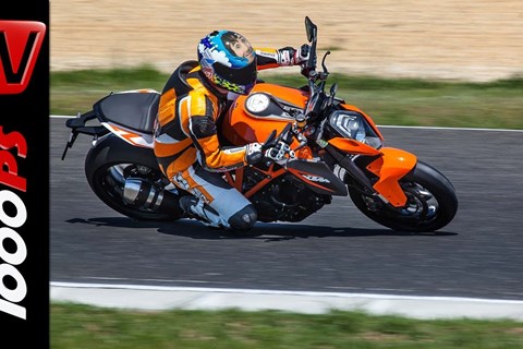 KTM 1290 SuperDuke R | Onboardvideo Pannoniaring
