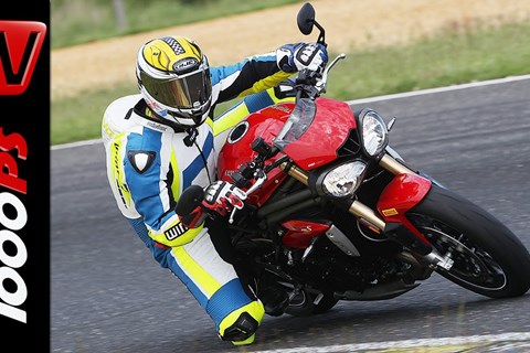 Triumph Speed Triple S | Naked Bike Test Rennstrecke