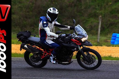 Thriumph Tiger 800 XC Racetrack - Pannoniaring Onboard