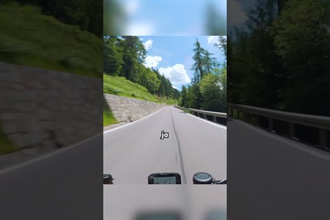 POV: 208 PS in den Alpen...😂 #shorts #ducativ4 #streetfighter