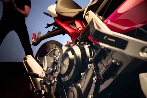 Rizoma Video Triumph Street Triple 2013