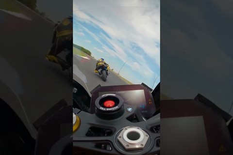 Wenn das Bike einem zuflüstert... 😈 #shorts #motorcycle