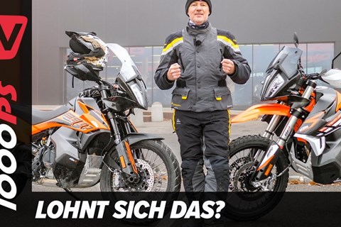 KTM WELTPREMIERE Vergleichs-Test: 2021 KTM 890 Adventure vs. Adventure R
