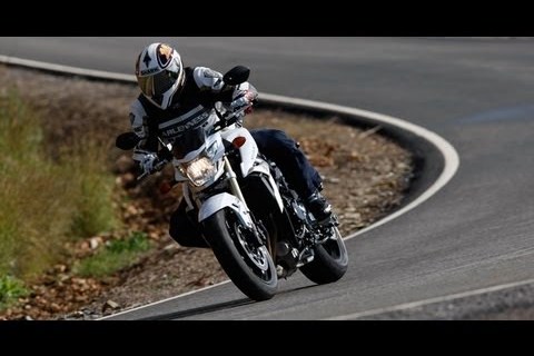 Suzuki GSR 750 - Sound, Action und Test