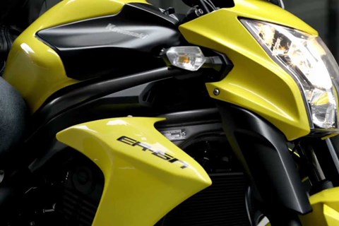 Kawasaki ER-6n Action - Official Video