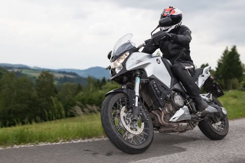 Honda Crosstourer - "Reiseenduro-Test 2012"