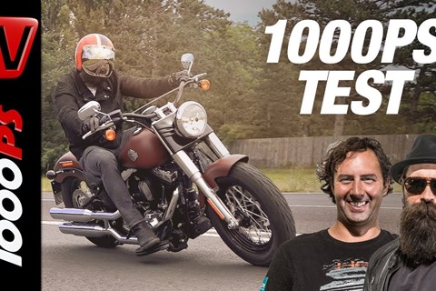 1000PS Test - Harley-Davidson Softail Slim 2017 Iron Red Denim