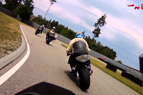 Metzeler Interact Onboard Testdrive by 1000ps