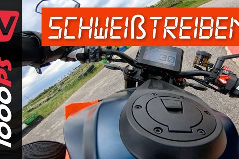 Bärenstark aber auch fordernd - KTM 1290 Super Duke R Bestzeit auf der 1000PS Teststrecke