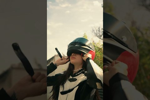 Amelie´s erster Trackday diese Woche und dann gleich auf einer Panigale 😂 #trackday