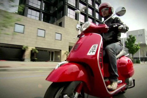 Vespa GTS - Official Video