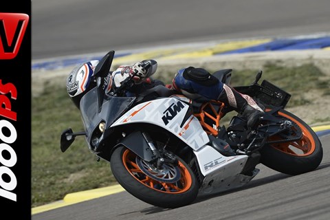KTM RC 390 Testvideo 2014 | Strasse - Rennstrecke - Fazit