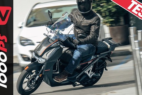 Super Soco CPX 2021 Test | Wie lebt es sich mit einem 90 km/h Elektroroller?