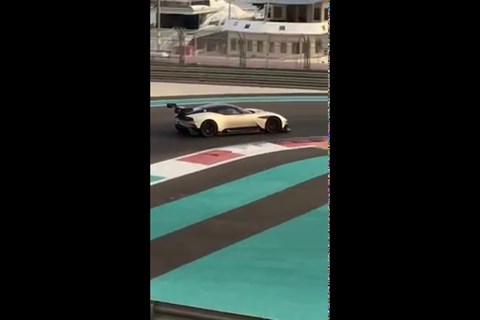Aston Martin Vulcan - Racetrack - Sound - Drift |  1st rollout