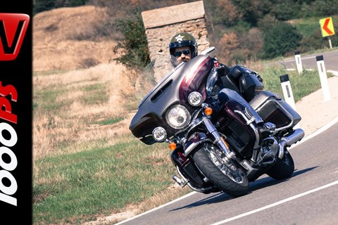 Harley-Davidson CVO Limited Test | Action, Fazit