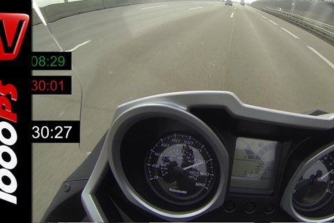 0-140 km/h | Kawasaki J300 Beschleunigung