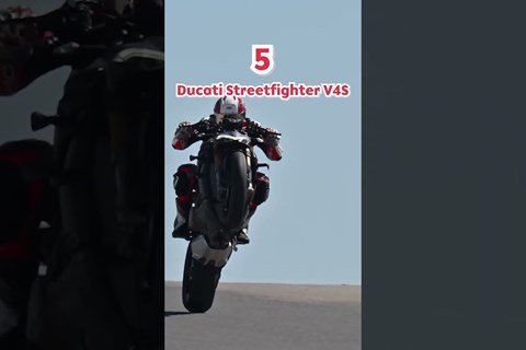 Unsere Top 10 Power-Nakedbikes 2023 ! #1000ps #topaward #shorts