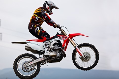 NEW HONDA CRF 250R & CRF 450R 2013 Video & Interview