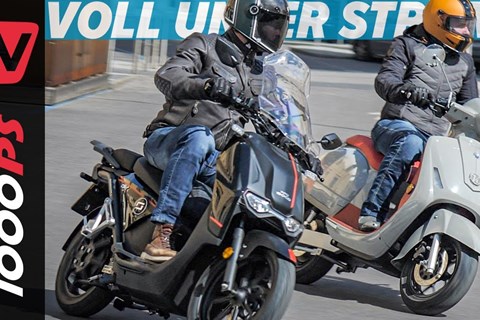 Die besten Elektroroller am Markt? Super Soco CPX gegen Kumpan 54i:gnite Vergleich