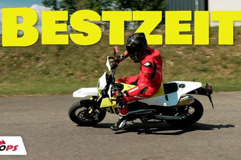 Husqvarna 701 Supermoto am Track: Schnell, wild und trotzdem zugänglich