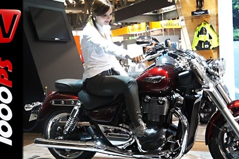 Triumph Thunderbird Commander 2014 English-Version  Details & Infos @Eicma 2013