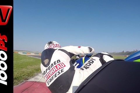 Suzuki GSX-R 1000 Onboard | Superbike Vergleichstest 2015