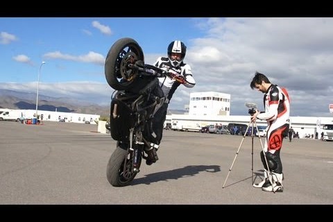 Stuntrider Dirk Manderbach Action & Interview / Nolan Event Almeria