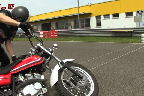 ZONKOs Corner: Suzuki VanVan 125 / On- und Offroad, Racing