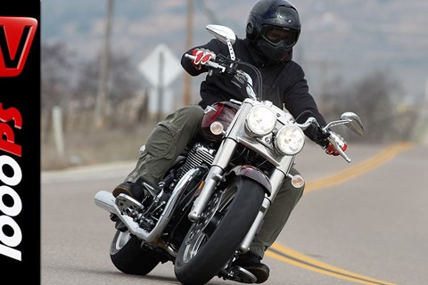 Test-Video | Triumph Thunderbird Commander 2014-Action, Onboard, Sound