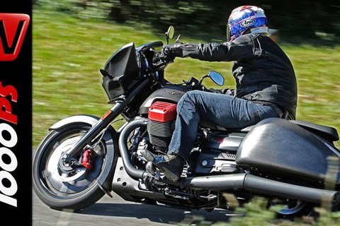 Moto Guzzi MGX-21 Flying Fortress Test 2016